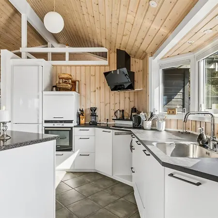 Ansgar - 150m From The Sea By Interhome *